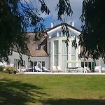 Strzecha Chopina - Dom I Polwysep Tylko Dla Ciebie Villa