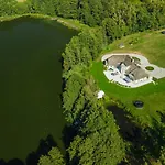 Villa Strzecha Chopina - Dom I Polwysep Tylko Dla Ciebie