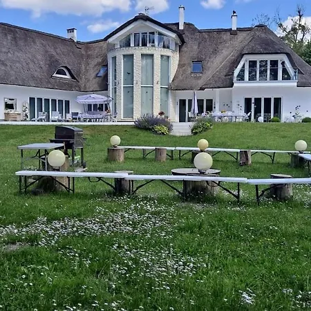 Strzecha Chopina - Dom I Polwysep Tylko Dla Ciebie Villa