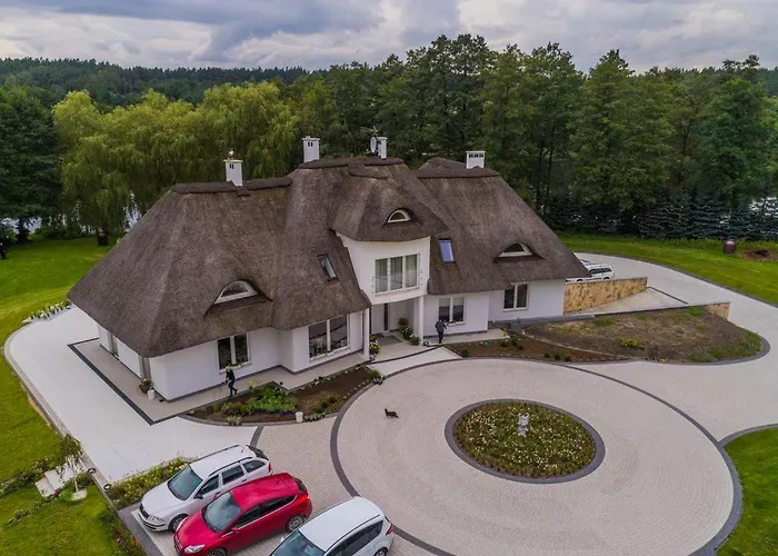 Strzecha Chopina - Dom I Półwysep Tylko Dla Ciebie